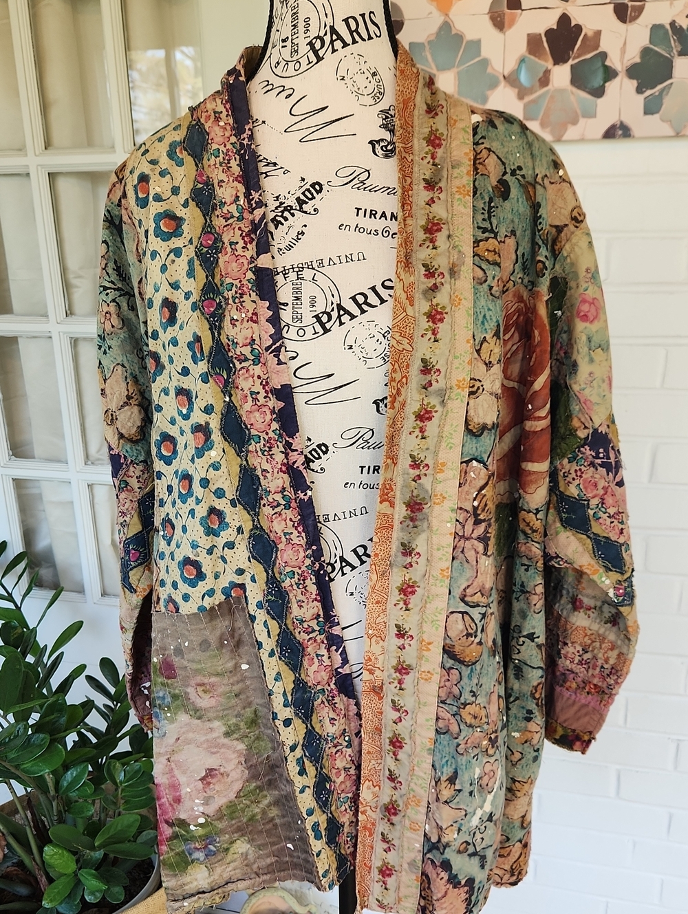 NWT Magnolia Pearl Julian Versailles Kimono RARE